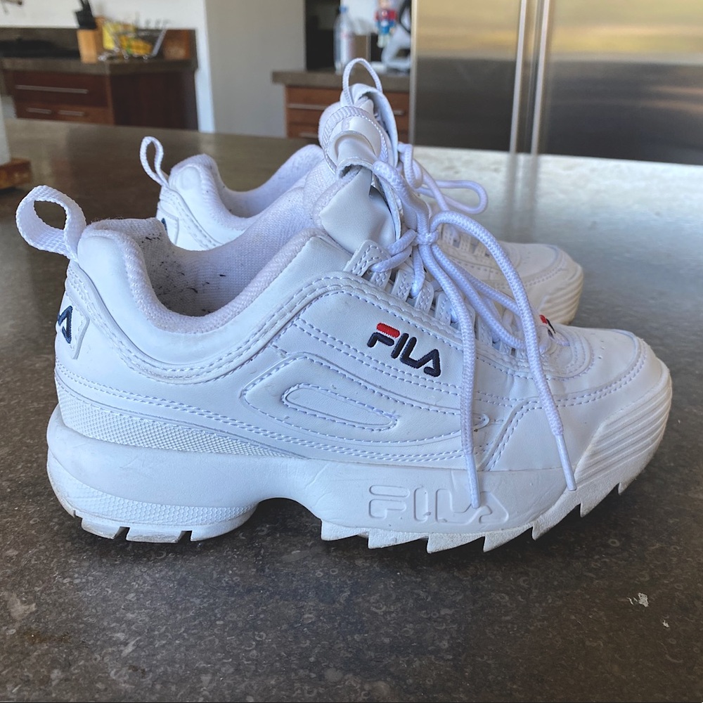 FILA Disruptor Sneaker White Size 6